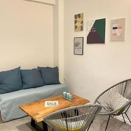A Place 4U No10 - Garden-Level Getaway 2 Bedroom 2 Bathroom Apartment With Yard Atenas Exterior foto